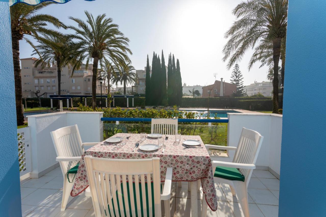 Appartement Cala Blanca, Bajo, 2 Dormitorios, By Bookindenia